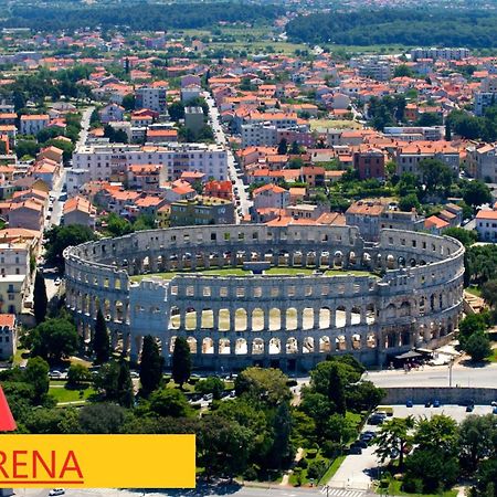 Apartments Arena Pula Exteriör bild