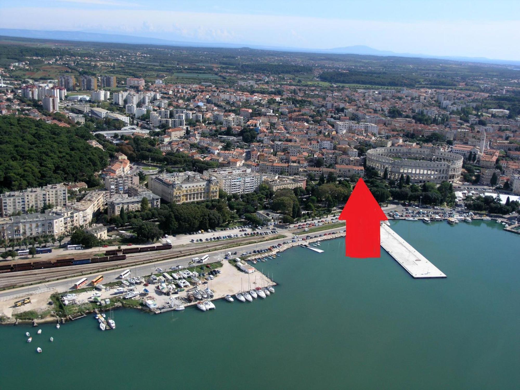 Apartments Arena Pula Exteriör bild