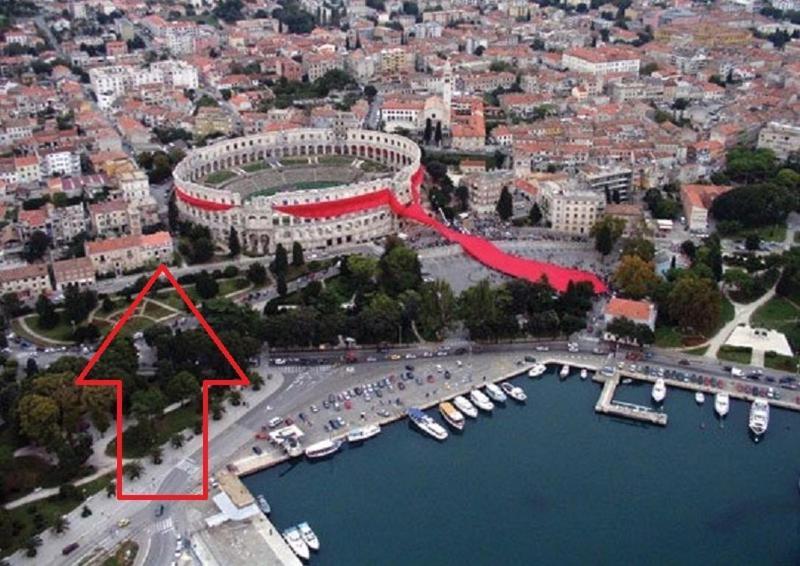 Apartments Arena Pula Exteriör bild